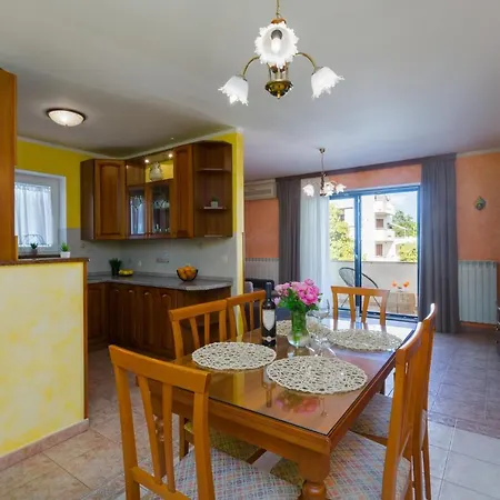 In - Istrien 43008 Porec