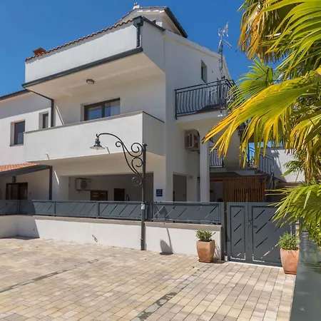 公寓 In - Istrien 43008 波雷奇